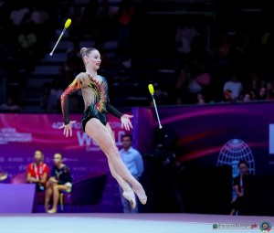 aa q vedeneeva ekaterina slo ph simone ferraro sfa07182 copia